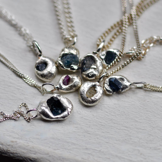 Stone Sapphire Necklace